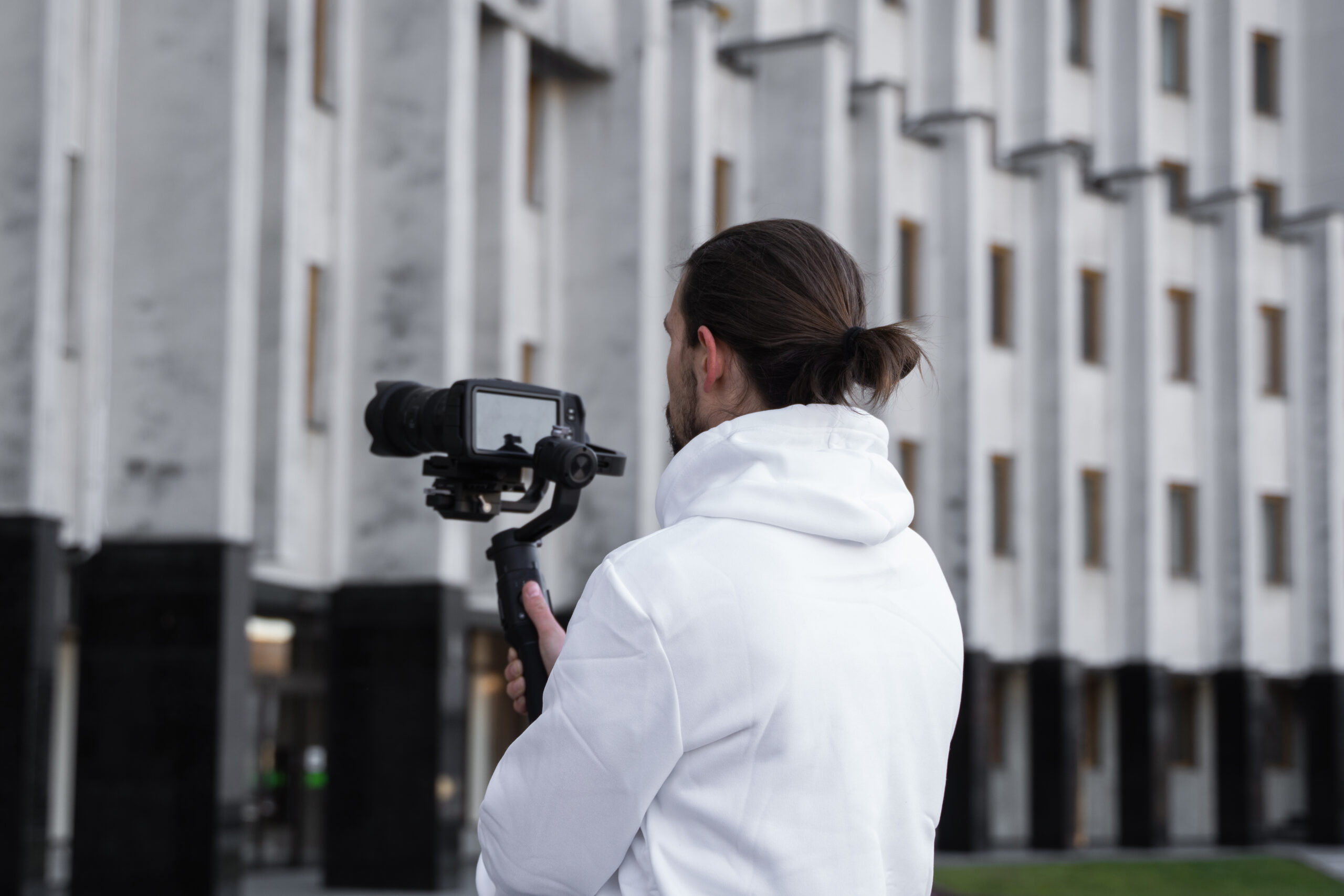 DJI RS 4 Pro Is the Ultimate Gimbal